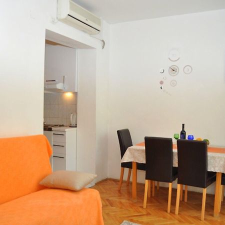 Room Ljuba Makarska Kültér fotó